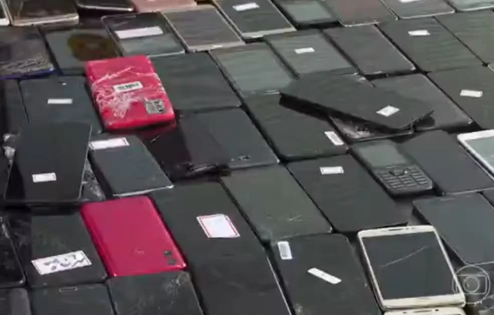 Justiça torna réus sete acusados por esquema de receptação e revenda de celulares em SP