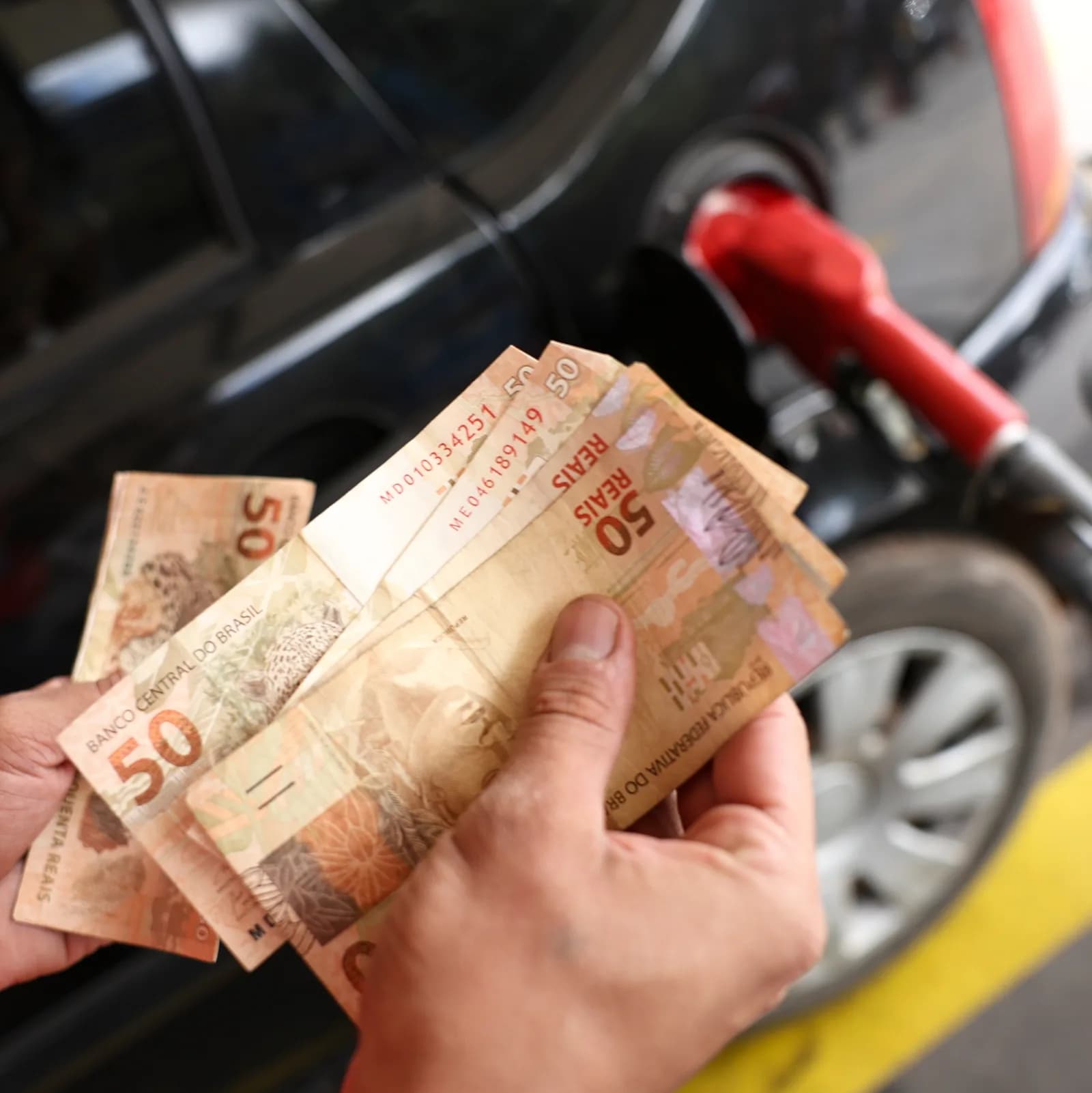 Governo planeja prorrogar subvenção de R$ 2,12 no preço do diesel por mais 30 dias
