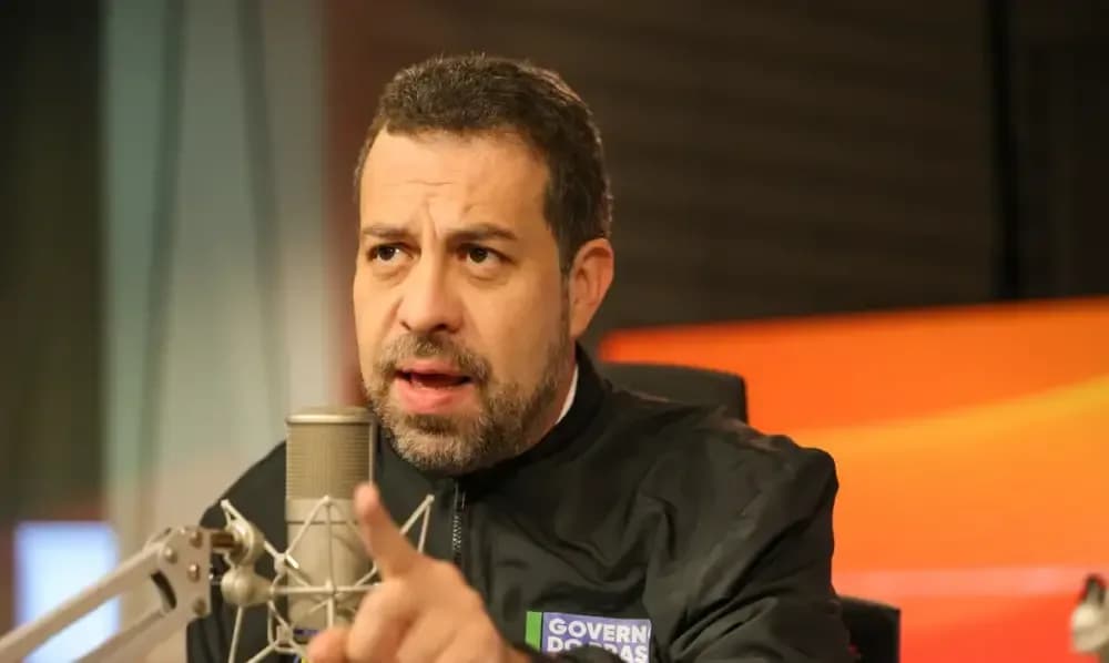 Guilherme Boulos pede licença da Secretaria-Geral para atuar na campanha de Lula