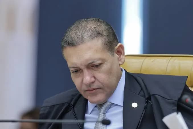 Kassio critica interferência do STF no TSE e Fachin pauta debate no plenário